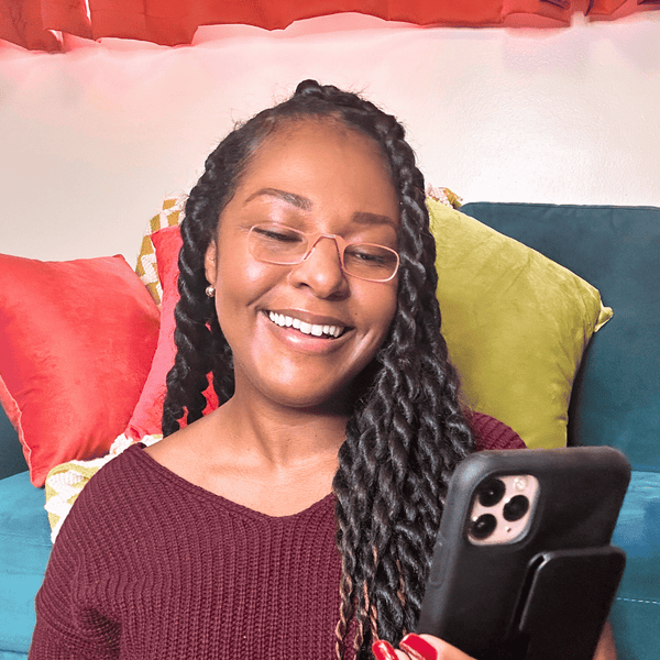 Pink Headline Readers Only