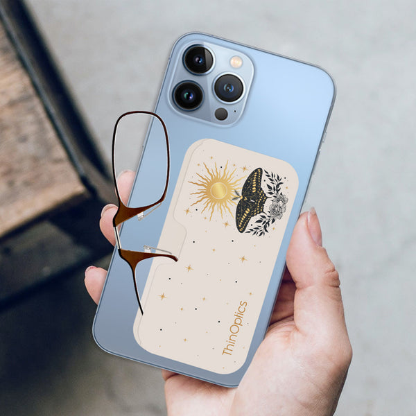 Readers + Radiant Moth Magnetic Pod