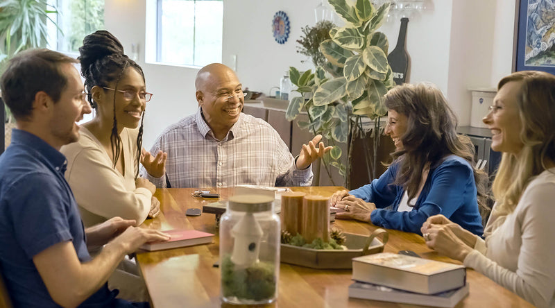 Travel Light This Holiday Season: The Essential Accessory for Every Trip