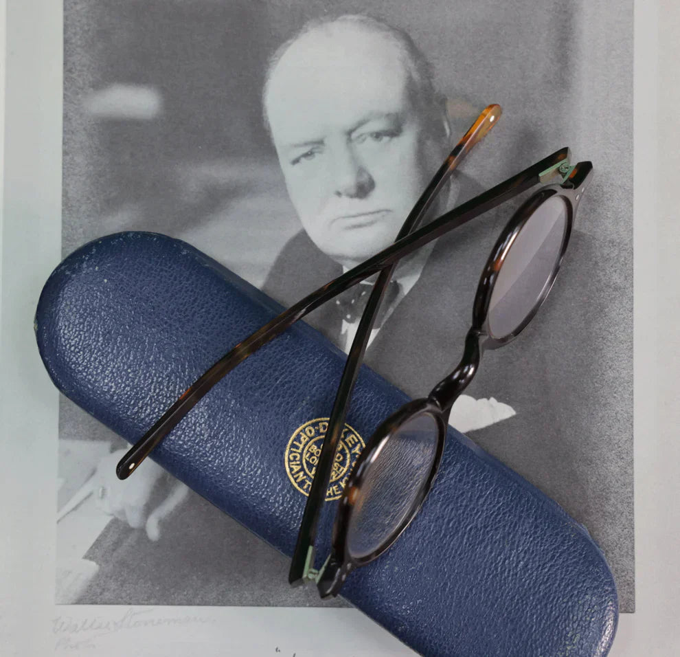  カフリンクス サー・ウィンストン・チャーチル Churchill's Iconic Glasses: History and Style – ThinOptics