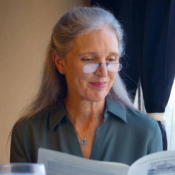 Readers + Mykonos Blue Keychain Case - ThinOptics